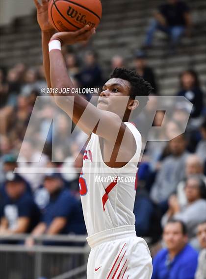 Thumbnail 1 in Antonian Prep vs Central Catholic photogallery.