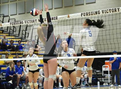 Thumbnail 2 in Los Altos @ Village Christian (CIF State D2 Final) photogallery.