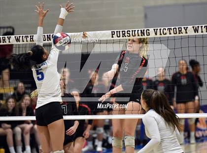 Thumbnail 3 in Los Altos @ Village Christian (CIF State D2 Final) photogallery.