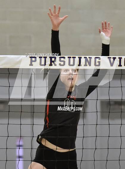 Thumbnail 1 in Los Altos @ Village Christian (CIF State D2 Final) photogallery.