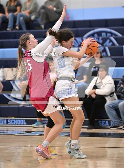 Thumbnail 3 in Red Mountain vs.Corona del Mar (CdM Tip-Off Classic) photogallery.