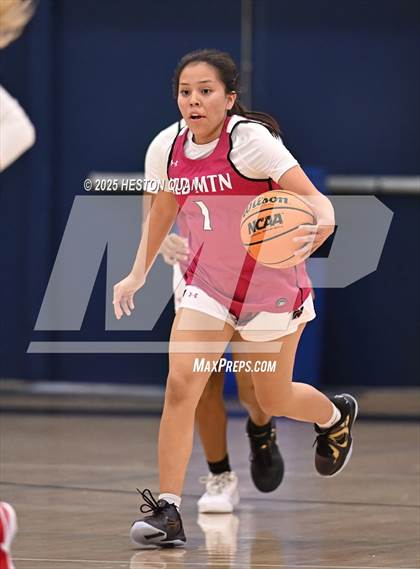 Thumbnail 2 in Red Mountain vs.Corona del Mar (CdM Tip-Off Classic) photogallery.