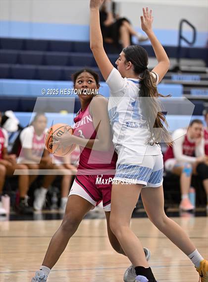 Thumbnail 3 in Red Mountain vs.Corona del Mar (CdM Tip-Off Classic) photogallery.