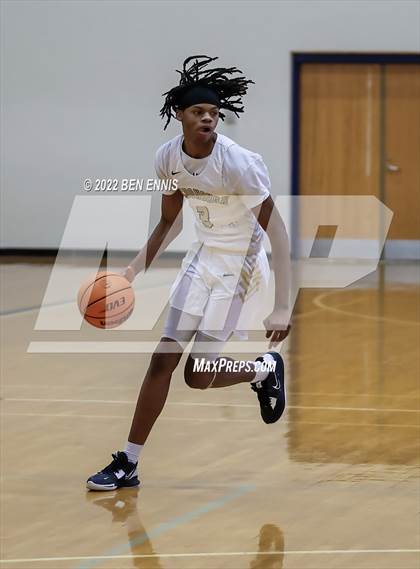 Thumbnail 3 in McDonough vs Buford (Lemon Street Classic) photogallery.