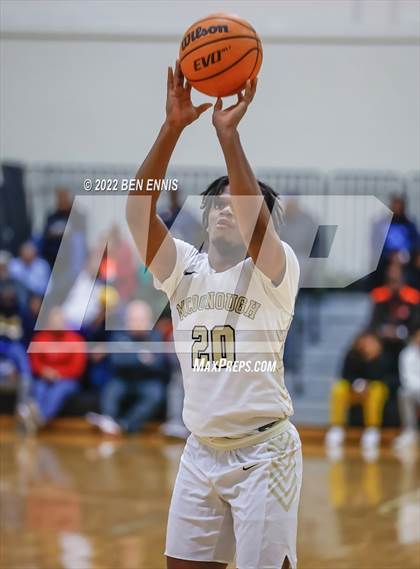 Thumbnail 2 in McDonough vs Buford (Lemon Street Classic) photogallery.