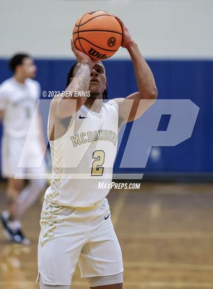 Thumbnail 2 in McDonough vs Buford (Lemon Street Classic) photogallery.