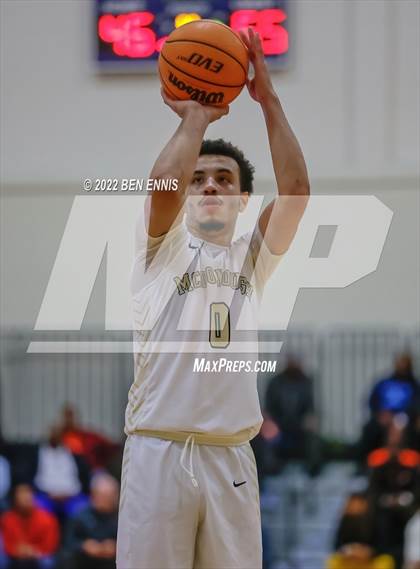 Thumbnail 2 in McDonough vs Buford (Lemon Street Classic) photogallery.