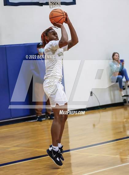 Thumbnail 1 in McDonough vs Buford (Lemon Street Classic) photogallery.