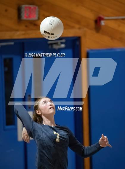 Thumbnail 2 in St. David's vs Fayetteville Christian (NCISAA 2A State First Round) photogallery.