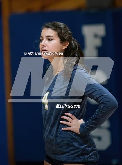 Thumbnail 2 in St. David's vs Fayetteville Christian (NCISAA 2A State First Round) photogallery.