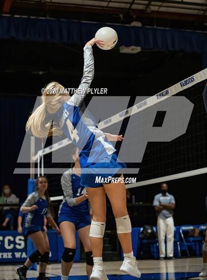 Thumbnail 2 in St. David's vs Fayetteville Christian (NCISAA 2A State First Round) photogallery.