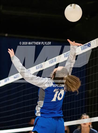 Thumbnail 3 in St. David's vs Fayetteville Christian (NCISAA 2A State First Round) photogallery.