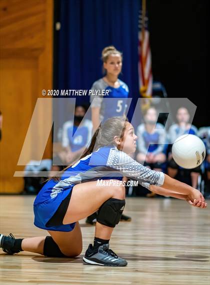 Thumbnail 2 in St. David's vs Fayetteville Christian (NCISAA 2A State First Round) photogallery.