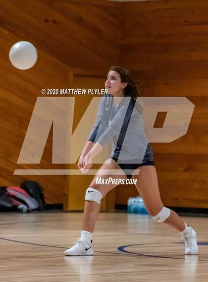 Thumbnail 2 in St. David's vs Fayetteville Christian (NCISAA 2A State First Round) photogallery.