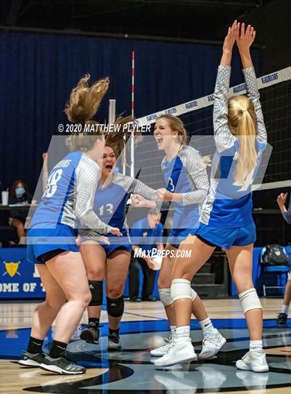 Thumbnail 1 in St. David's vs Fayetteville Christian (NCISAA 2A State First Round) photogallery.