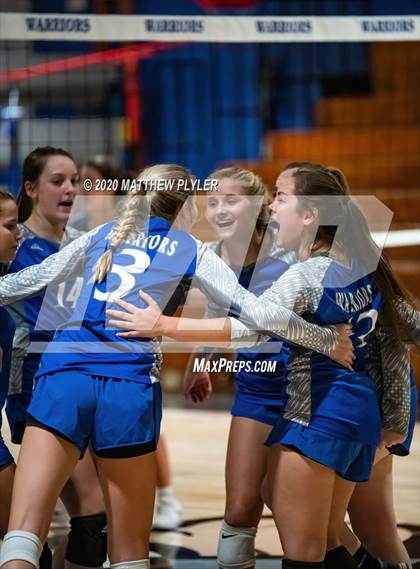 Thumbnail 3 in St. David's vs Fayetteville Christian (NCISAA 2A State First Round) photogallery.