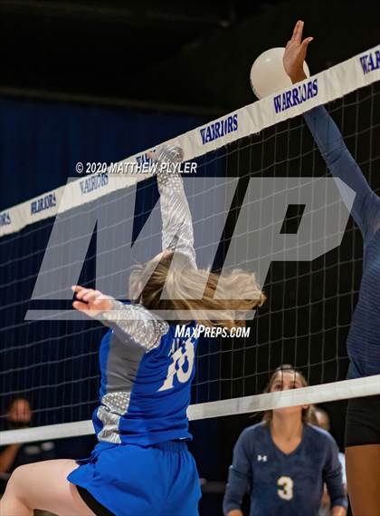 Thumbnail 2 in St. David's vs Fayetteville Christian (NCISAA 2A State First Round) photogallery.