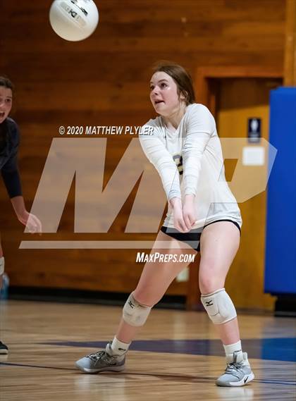 Thumbnail 2 in St. David's vs Fayetteville Christian (NCISAA 2A State First Round) photogallery.