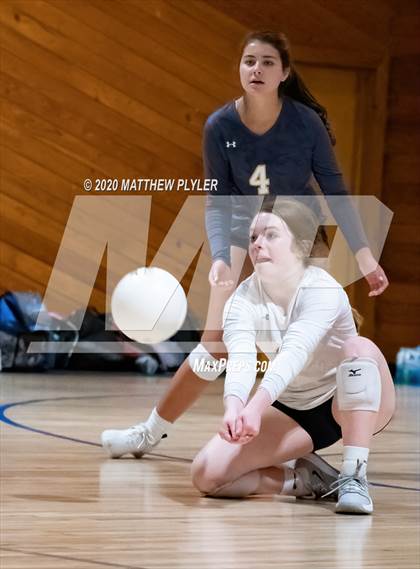 Thumbnail 2 in St. David's vs Fayetteville Christian (NCISAA 2A State First Round) photogallery.