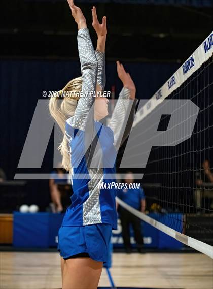 Thumbnail 3 in St. David's vs Fayetteville Christian (NCISAA 2A State First Round) photogallery.