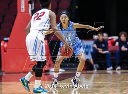 Thumbnail 3 in Window Rock vs South Mountain (AIA Div III Semifinal) photogallery.