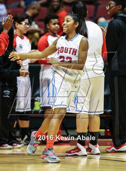 Thumbnail 1 in Window Rock vs South Mountain (AIA Div III Semifinal) photogallery.