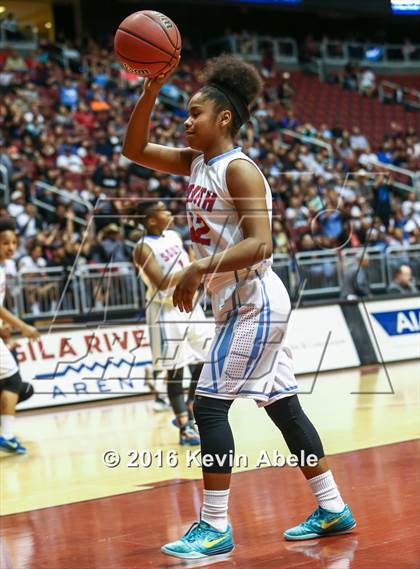 Thumbnail 2 in Window Rock vs South Mountain (AIA Div III Semifinal) photogallery.