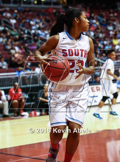 Thumbnail 3 in Window Rock vs South Mountain (AIA Div III Semifinal) photogallery.