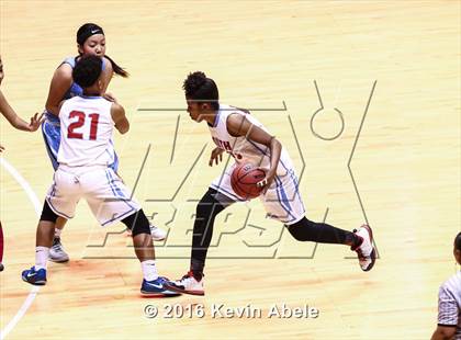 Thumbnail 2 in Window Rock vs South Mountain (AIA Div III Semifinal) photogallery.