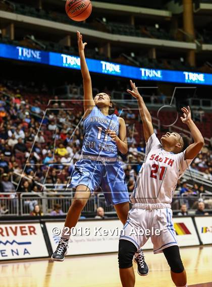 Thumbnail 2 in Window Rock vs South Mountain (AIA Div III Semifinal) photogallery.