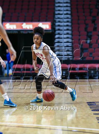 Thumbnail 2 in Window Rock vs South Mountain (AIA Div III Semifinal) photogallery.