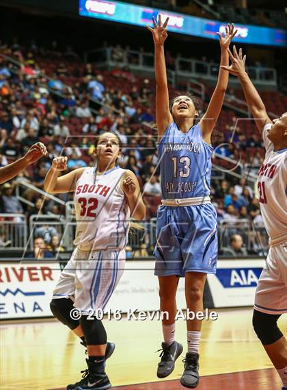 Thumbnail 3 in Window Rock vs South Mountain (AIA Div III Semifinal) photogallery.