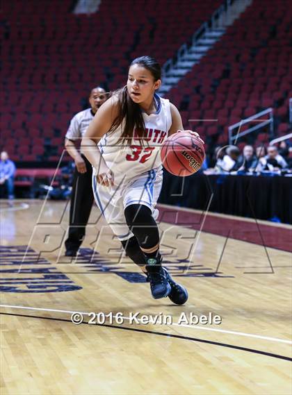 Thumbnail 3 in Window Rock vs South Mountain (AIA Div III Semifinal) photogallery.