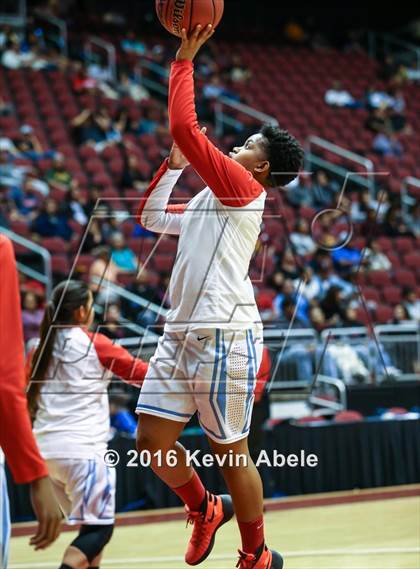 Thumbnail 2 in Window Rock vs South Mountain (AIA Div III Semifinal) photogallery.