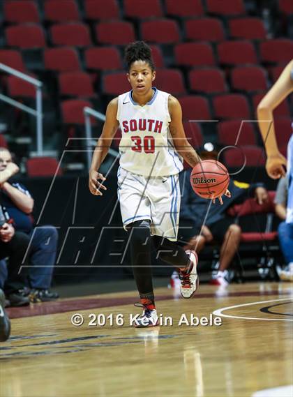 Thumbnail 2 in Window Rock vs South Mountain (AIA Div III Semifinal) photogallery.