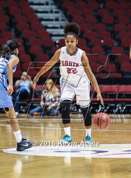 Thumbnail 1 in Window Rock vs South Mountain (AIA Div III Semifinal) photogallery.