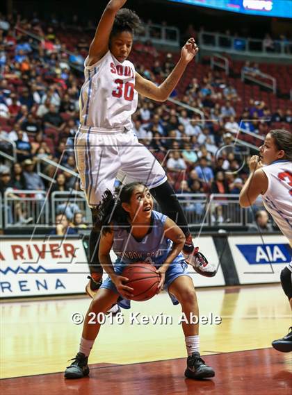 Thumbnail 1 in Window Rock vs South Mountain (AIA Div III Semifinal) photogallery.