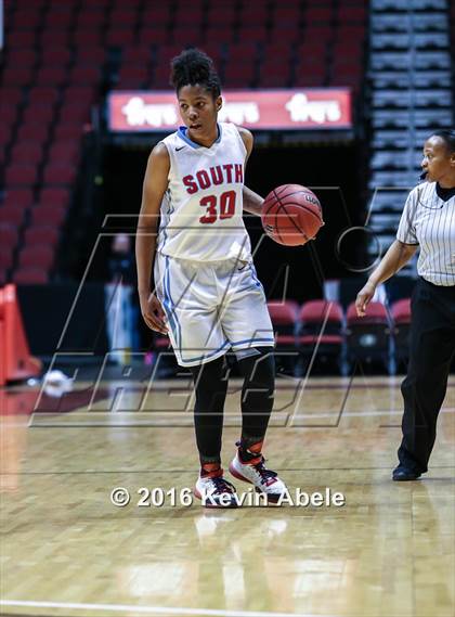 Thumbnail 2 in Window Rock vs South Mountain (AIA Div III Semifinal) photogallery.