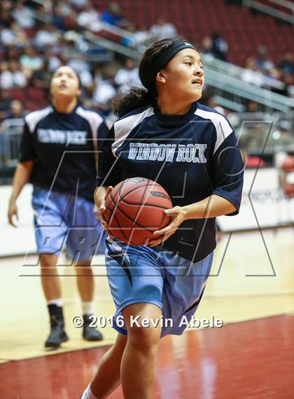Thumbnail 2 in Window Rock vs South Mountain (AIA Div III Semifinal) photogallery.