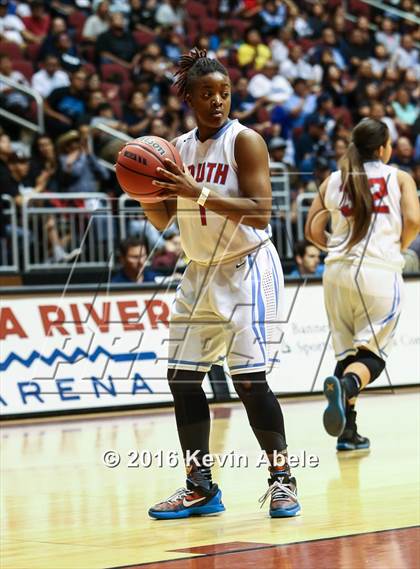 Thumbnail 1 in Window Rock vs South Mountain (AIA Div III Semifinal) photogallery.