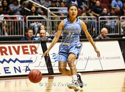 Thumbnail 3 in Window Rock vs South Mountain (AIA Div III Semifinal) photogallery.