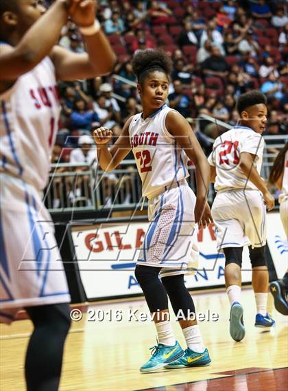 Thumbnail 2 in Window Rock vs South Mountain (AIA Div III Semifinal) photogallery.