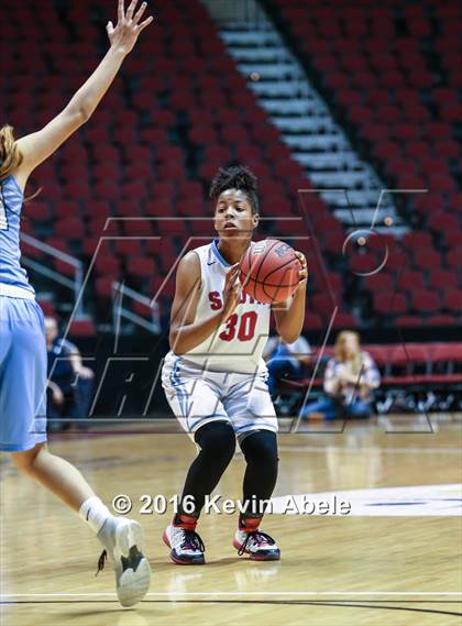 Thumbnail 2 in Window Rock vs South Mountain (AIA Div III Semifinal) photogallery.