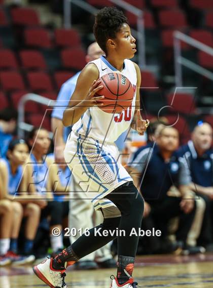 Thumbnail 1 in Window Rock vs South Mountain (AIA Div III Semifinal) photogallery.