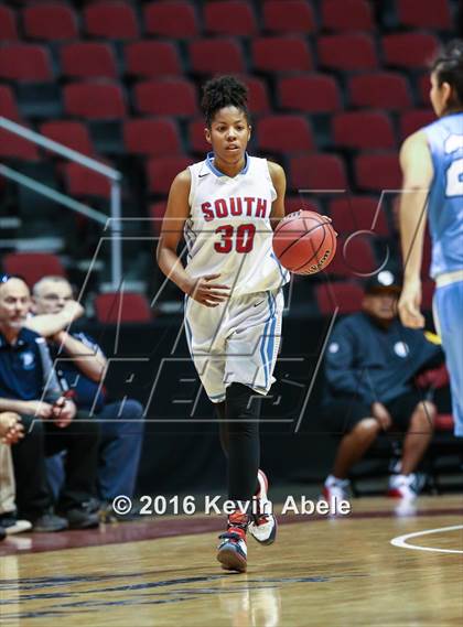 Thumbnail 2 in Window Rock vs South Mountain (AIA Div III Semifinal) photogallery.