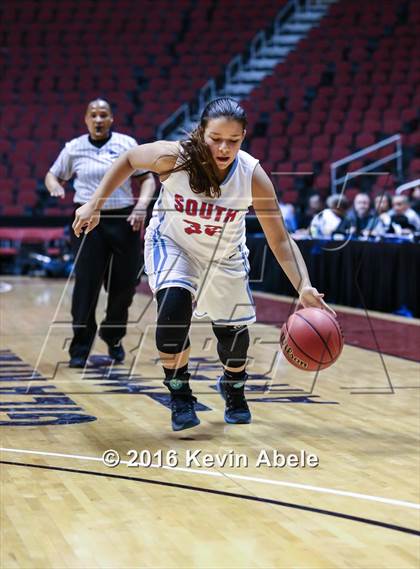 Thumbnail 1 in Window Rock vs South Mountain (AIA Div III Semifinal) photogallery.