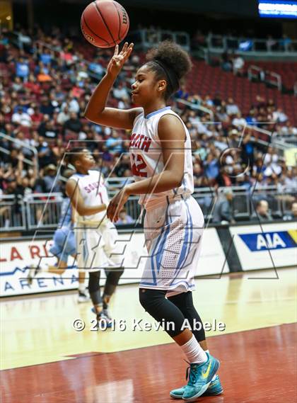 Thumbnail 1 in Window Rock vs South Mountain (AIA Div III Semifinal) photogallery.