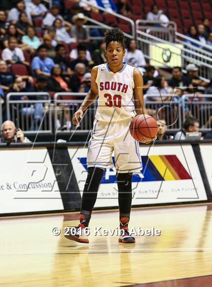 Thumbnail 2 in Window Rock vs South Mountain (AIA Div III Semifinal) photogallery.