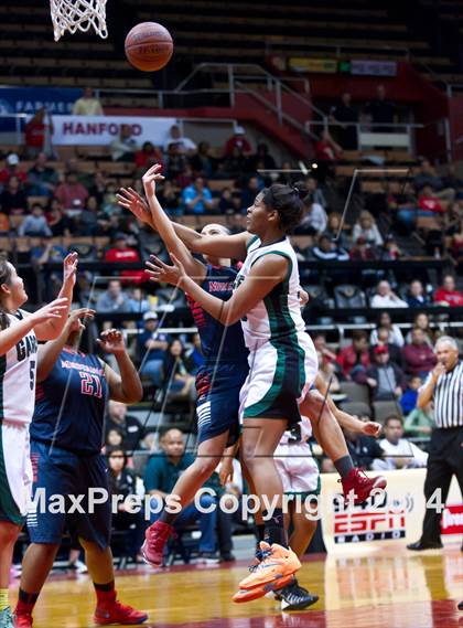 Thumbnail 1 in Garces vs. Tulare Western (CIF CS D2 Final) photogallery.