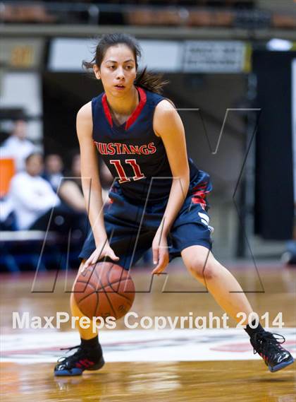 Thumbnail 2 in Garces vs. Tulare Western (CIF CS D2 Final) photogallery.